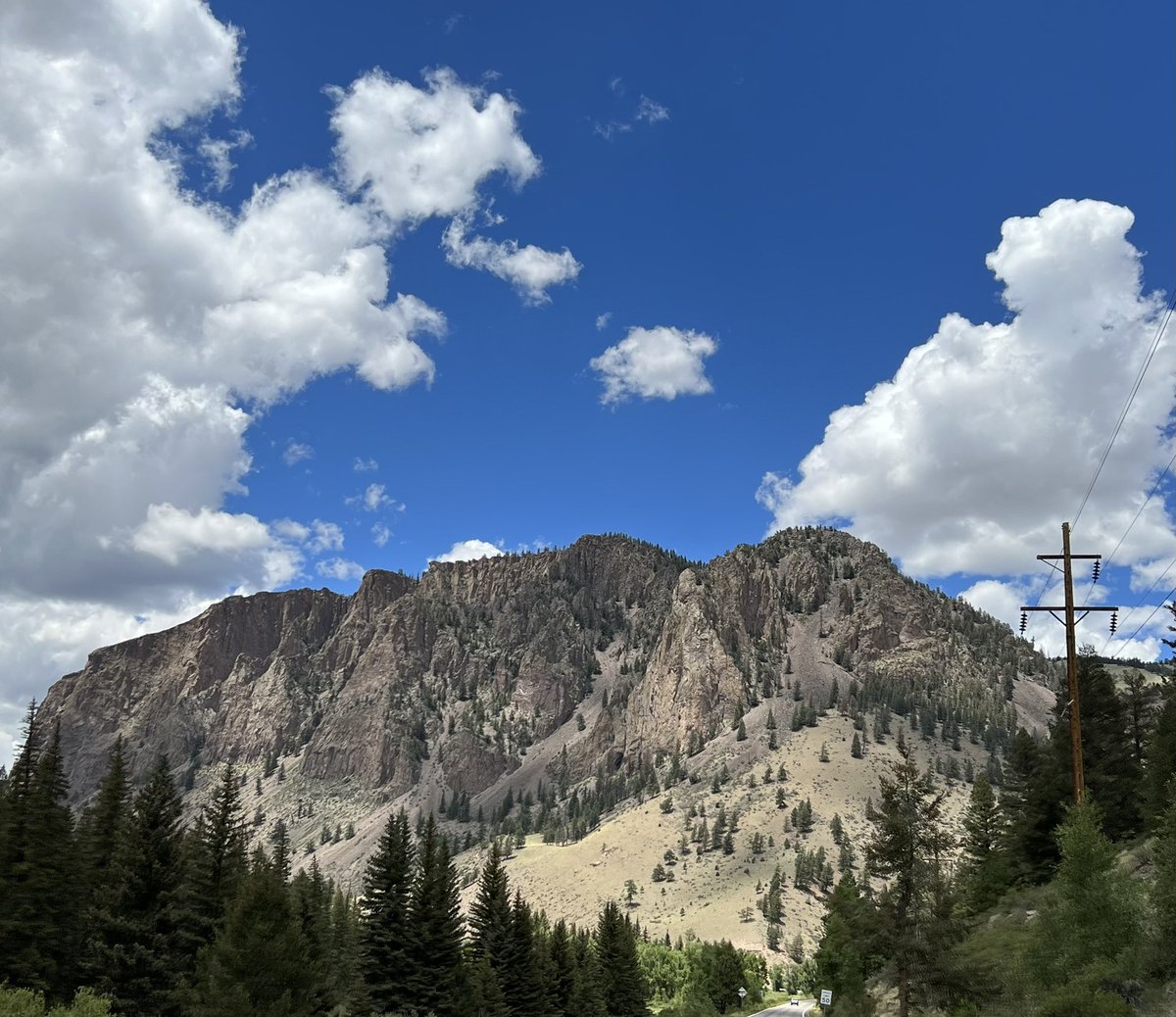 MrBrogni's tweet photo. A little sightseeing in Creede today. Very pretty location. @WindsorWildcats #creede https://t.co/oQvEA5ZHBF