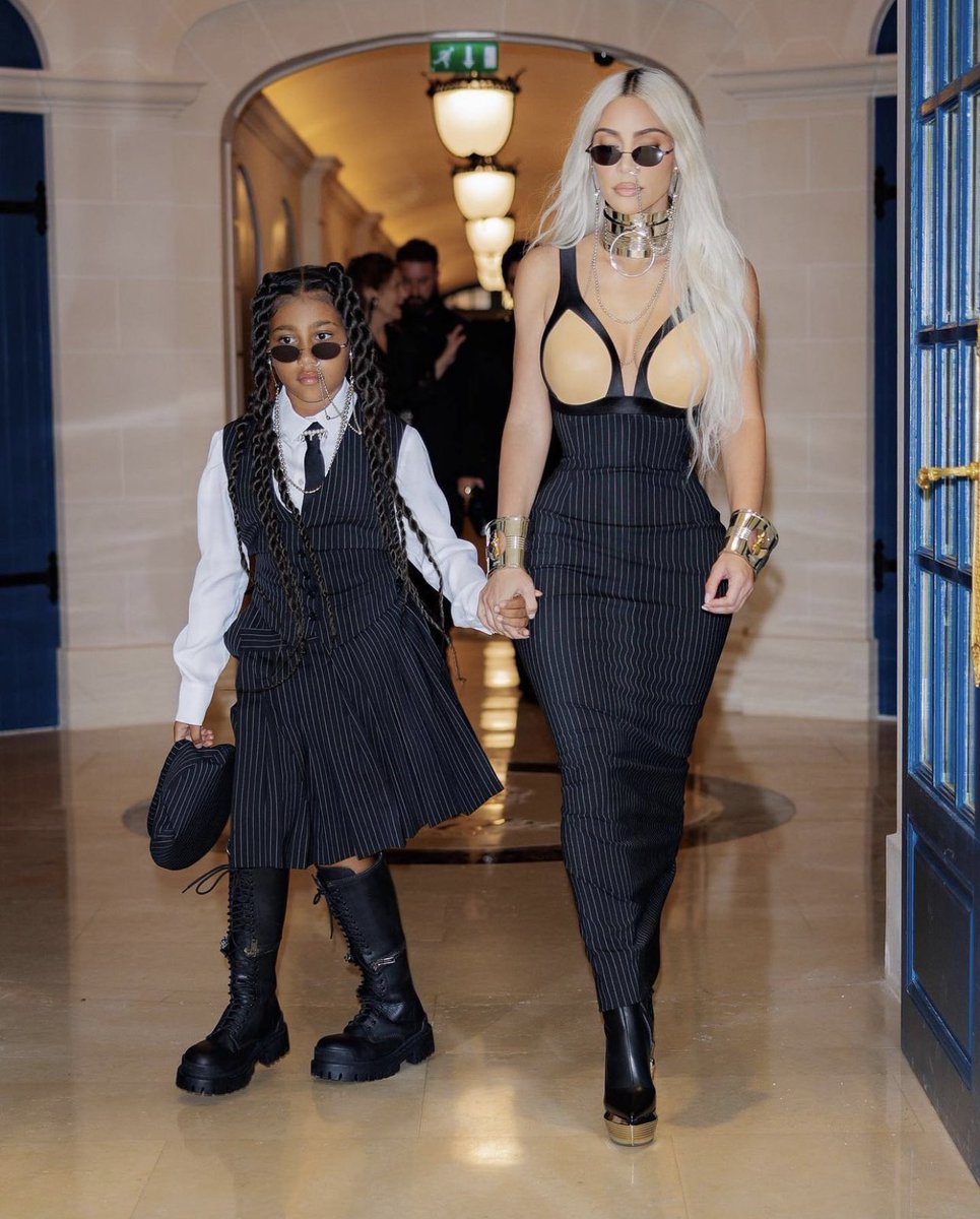 Kim Kardashian tweet media