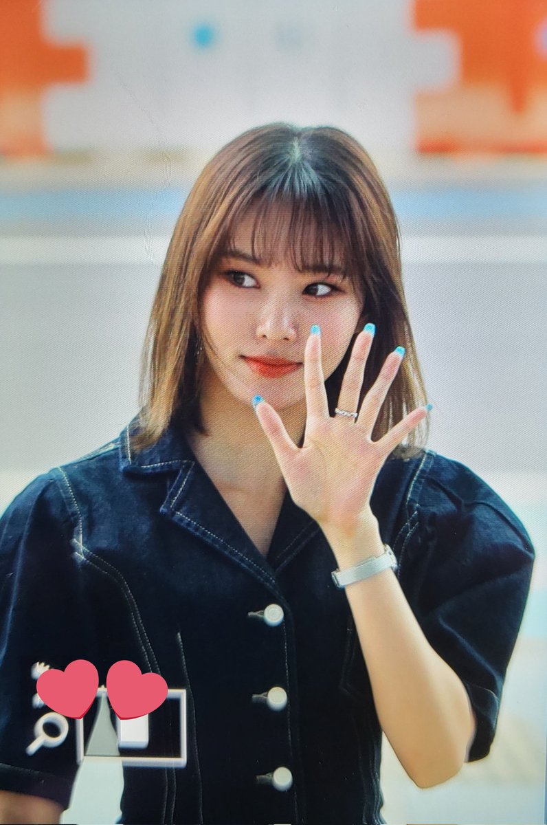 ponyo_daeri's tweet image. 220708 위클리 먼데이 출국 데이터 팝니다 

weeekly 위클리 
먼데이 Monday

프로필 오카 문의주세요