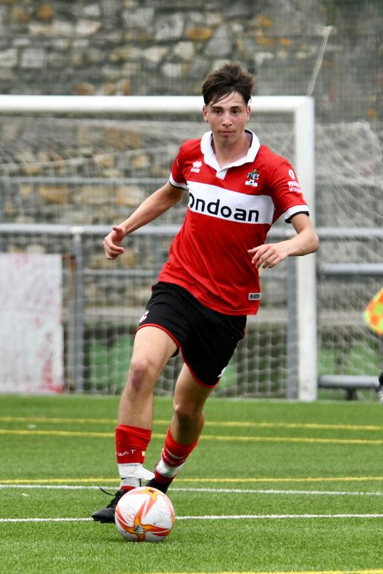 Nuestro jugador Ander Barck, de la generación del 2004, tras participar en nuestro Juvenil Nacional y División de Honor ingresa en Lezama para jugar en el Juvenil Honor del <a href="/AthleticClub/">Athletic Club</a>

Zorionak eta zorte on 🎊 🎉 
 #fichaje #2021-2022