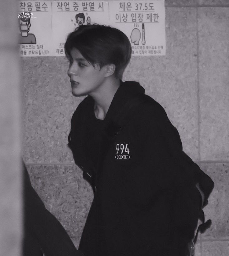 ; Pages of Us

Lee Jeno,
an alternative universe.