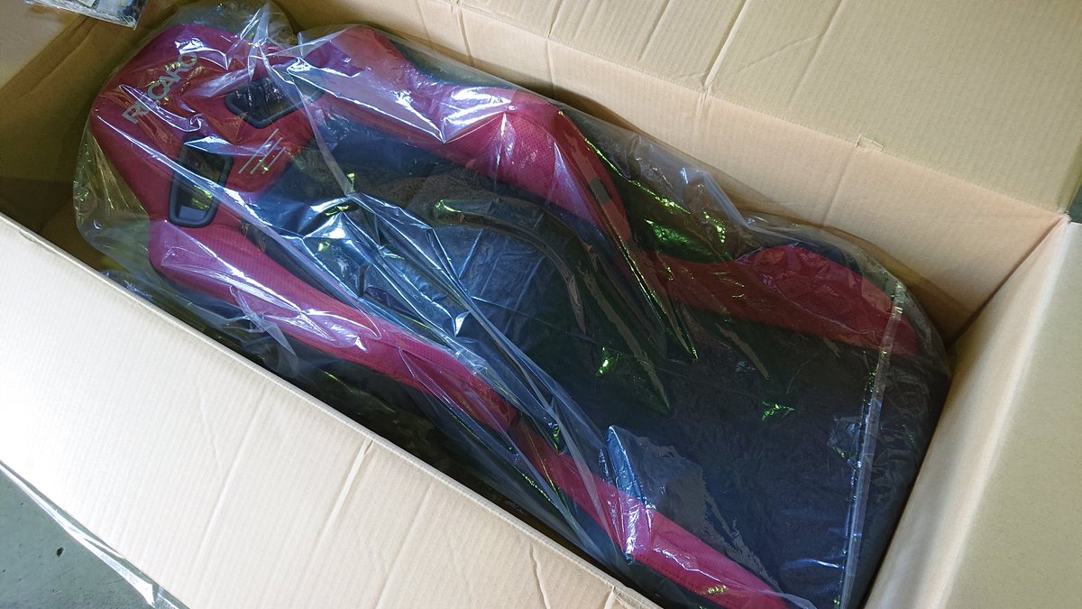 marumanmotors's tweet photo. SR-7 GU100(RED×Black)
即納一脚あります。
ご検討中の方はぜひ弊社へご用命下さいませm(__)m
#RECARO #SR_7 https://t.co/e1yKFKwwJQ