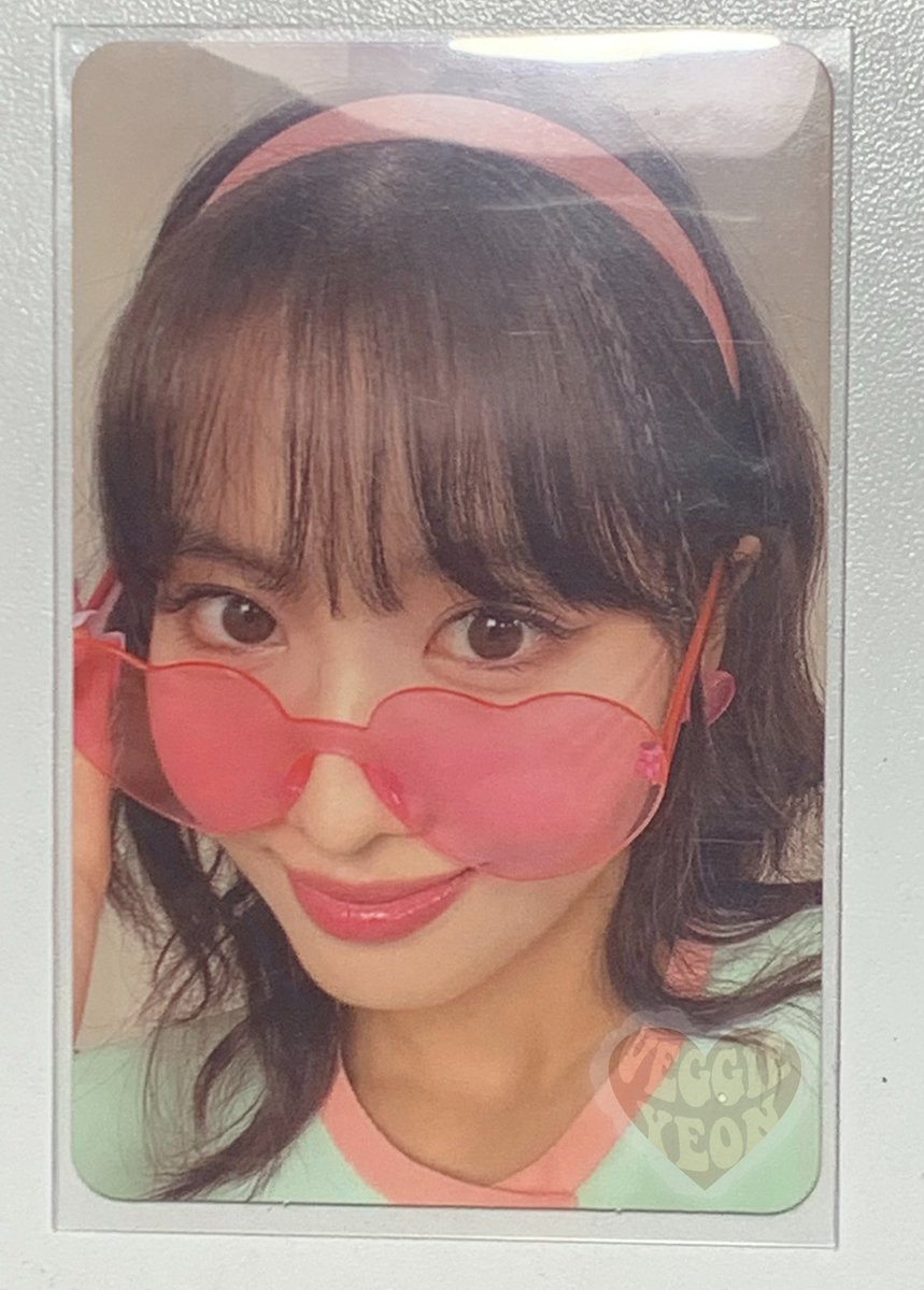 veggieyeon's tweet photo. ꒰  @mmlvr_ ♡ #veggiesmail ꒱
   ↳ #mailsfrommia

after weeks, she’s finally here! tysm to ate kaye and her bf for being very patient and understanding with uss 💗 have a nice day ! https://t.co/z59rYkUnnn