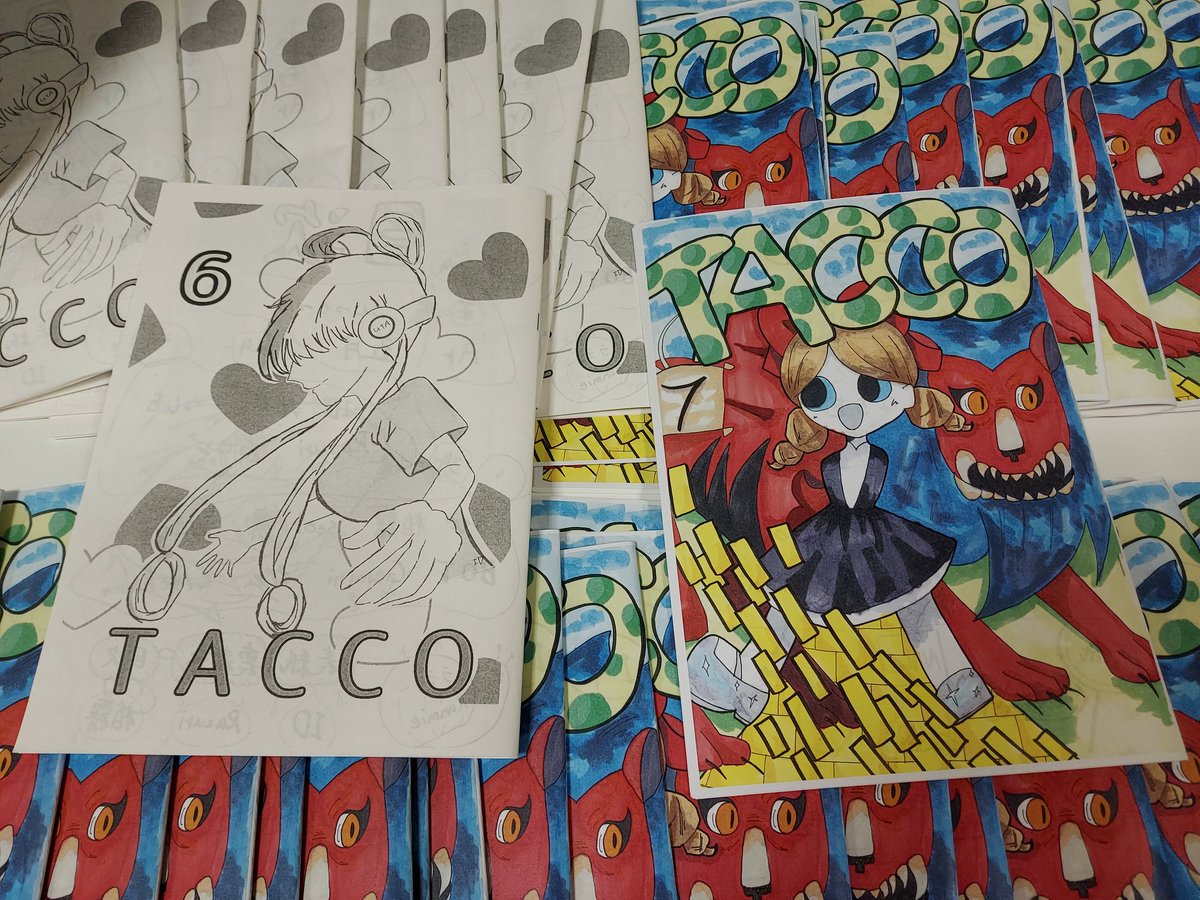 T83290012's tweet photo. アニメーション部は明日展示を行ってます〜！！
学祭特別号や、6月号が置いてありますのでぜひぜひ持って行ってください！🤗
普段はモノクロのアニ部が学祭限定でカラー絵を披露しています！
是非1度足を運んでみてください😊 https://t.co/6hhHnRUqGS
