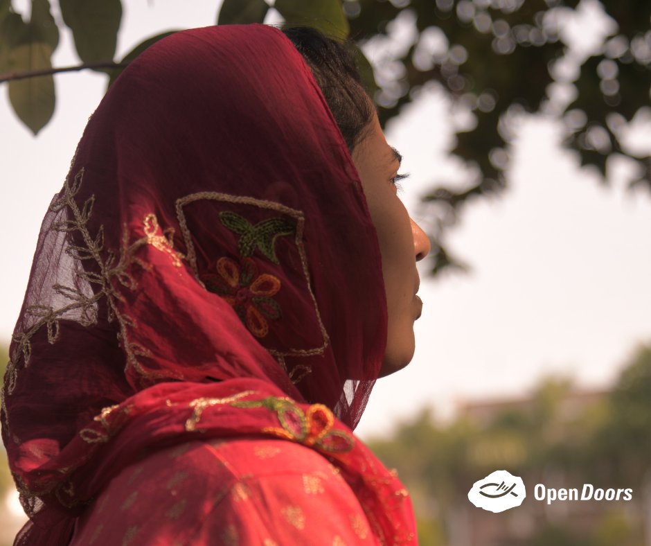 opendoorsph's tweet photo. MOCKED. BEATEN. Yet they remain UNSHAKEN. 
In India, Christians are attacked on all sides, all because they follow Jesus. 

When persecution shakes their world, your prayers and support help ensure their faith remains unshakeable.  
👉https://t.co/BLNQFFgAR7 https://t.co/WW6sulgl0u