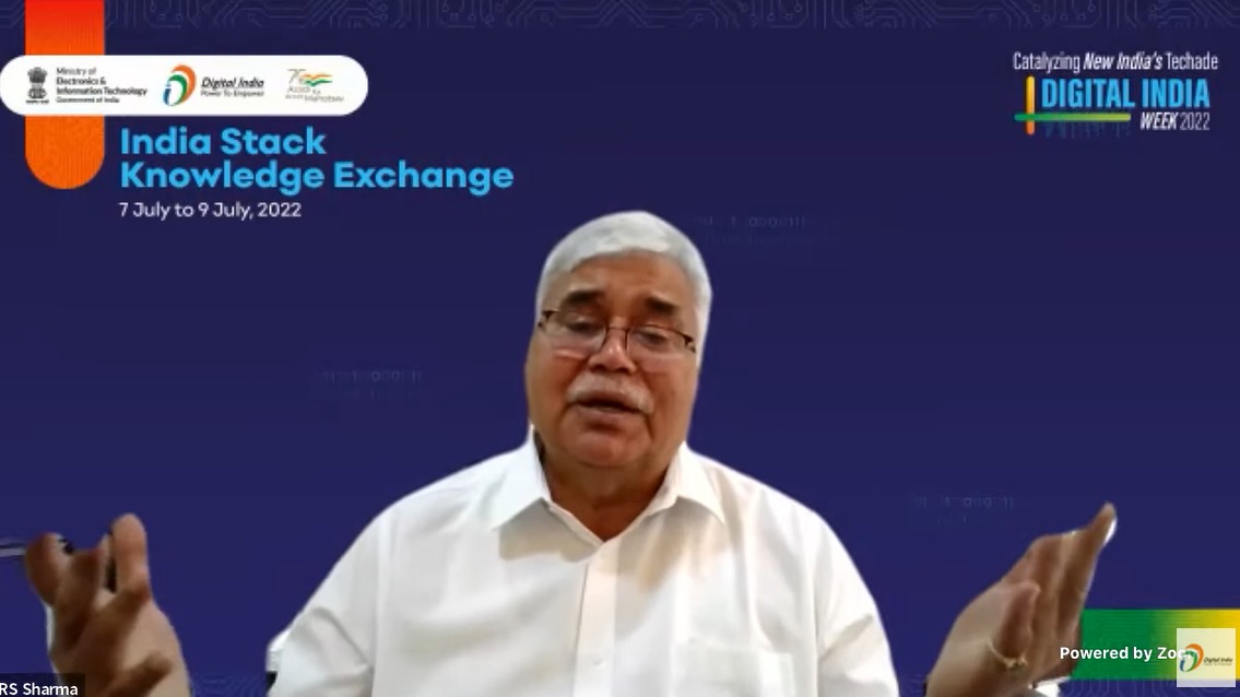 GoI_MeitY's tweet photo. #DIW2022 | "#CoWIN enabled 25 Million vaccinations in a day with maximum speed of 2500 vaccinations per second" - Dr. @rssharma3, CEO, @AyushmanNHA at #IndiaStack Knowledge Exchange while talking about the platform speed.
#HealthStack #healthcare #ayushmanbharat
@MoHFW_INDIA https://t.co/0tz5efqAeF