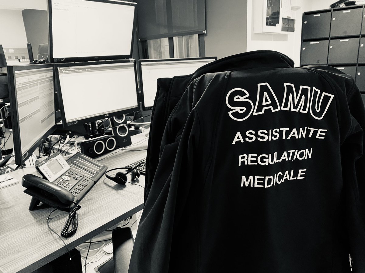 Remybesson's tweet photo. 👌Pour rappel : 
💔URGENCE VITALE faites le 📞1️⃣5️⃣. 
❓PROBLÈME DE MÉDECINE GÉNÉRALE : 
📞Mon Médecin ou son remplaçant.
📞1️⃣1️⃣6️⃣1️⃣1️⃣7️⃣  de 20h 8h ou le week end. https://t.co/IyeYmVwprG