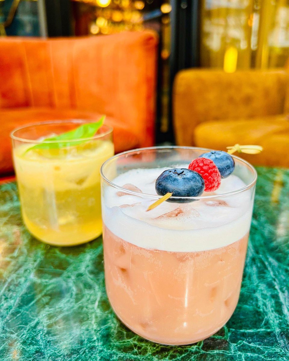 Cocktail club; for the cool kids.🍹
_
_
_
<a href="/BisquitAfrica/">Bisquit Africa</a> limited edition, the Raspberry Sour and the Peach Smash, are now on our tipples list.
 
#ProudMarySA⁠ #CocktailClub #PMCocktails #BisquitDoubouche  #WineBar #ModernEatery⁠⁠ #TheBankRosebank⁠ #VocoHotels⁠ #IHGOneRewards