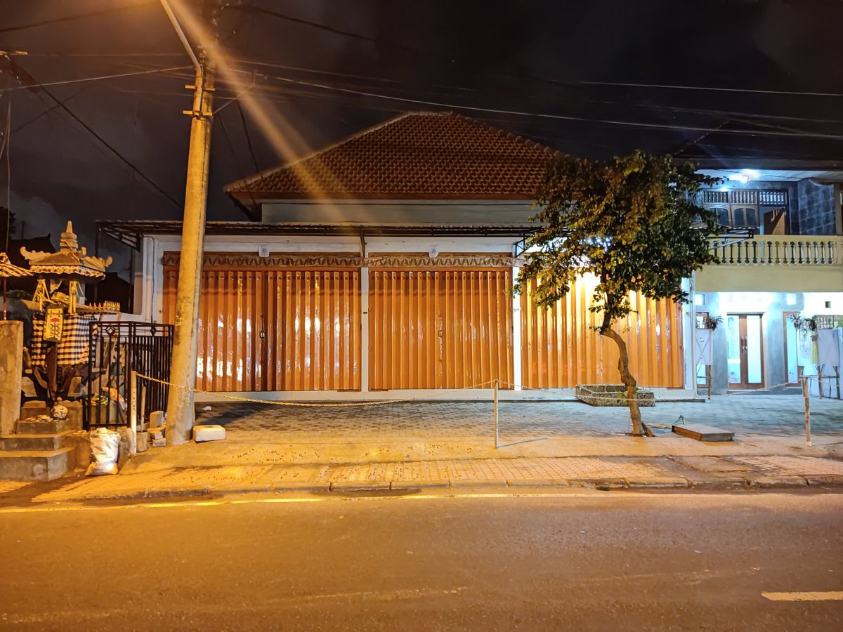 kikinsee's tweet photo. @worksfess Gw 24th , gw beraniin resign dari perusahaan untuk bangun usaha sendiri . Ya walaupun budget usaha utang bank semua. Total 250-300jt utang bank buat usaha.. dan Alhamdulillah sudah dapat kontrakan (ruko) nya. Tinggal isi aja.. doakan kawan https://t.co/13vBb0MNir