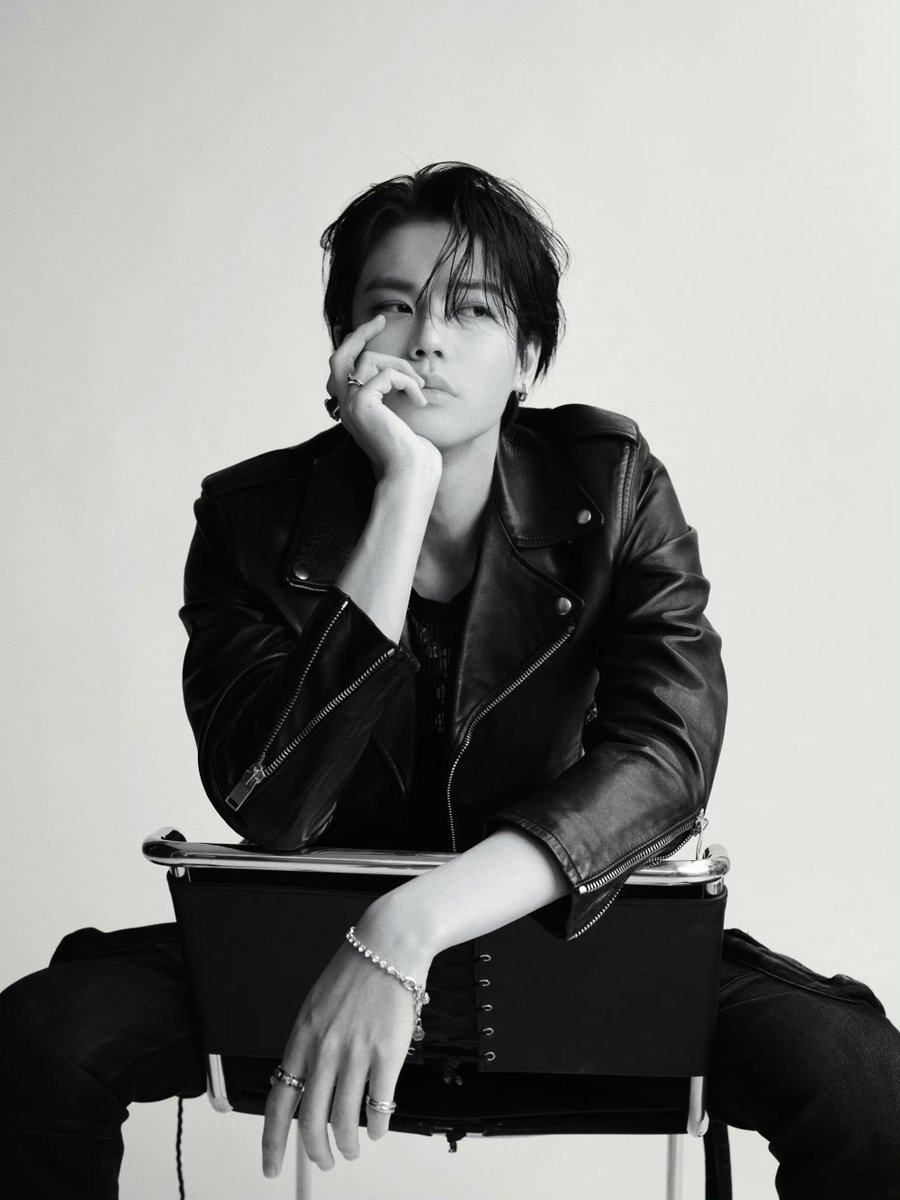 iQIYI's tweet image. Sir-, sir it is a c r i m e to look this good ⛔

Catch #EvanLin in #Crush on #iQIYI app and iQ.com! 

👉🏻App: bit.ly/downloadiQiyit…

#cdrama #LinYanJun #林彦俊