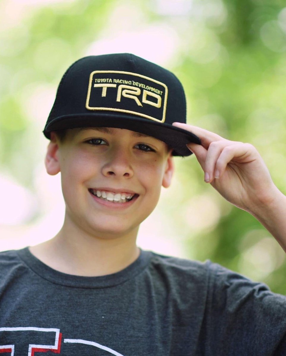 <a href="/Mariel_Swan/">Mariel Swan</a> <a href="/WhitneyDillon/">Whitney Dillon</a> <a href="/olivegarden/">Olive Garden</a> @USA_Network My 12 yr old son… “Are you watching Austin Dillion show without me?” “Can you rewind it?”