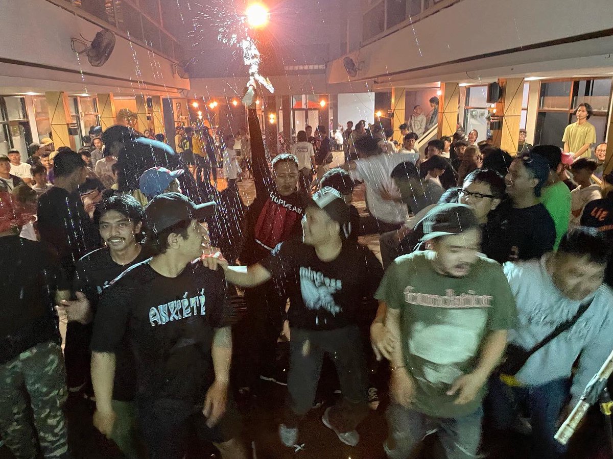 The Animal That Therefore I am tweet media