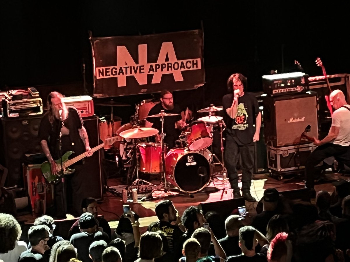 DemonScarNYC's tweet image. Wild punk show tonight at Irving Plaza @CircleJerksBand #NegativeApproach #7Seconds 👊