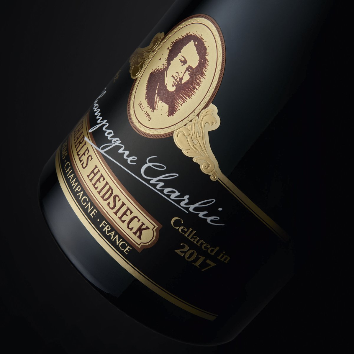 The creation of <a href="/CHChampagne/">E</a>'s legendary Champagne Charlie is surrounded in incredible secrets that have remained buried since 1976. With the rebirth of Charlie, all is now revealed.⁠ Read the full story and my review of this new super-prestige cuvée at tysonstelzer.com/the-secret-reb…