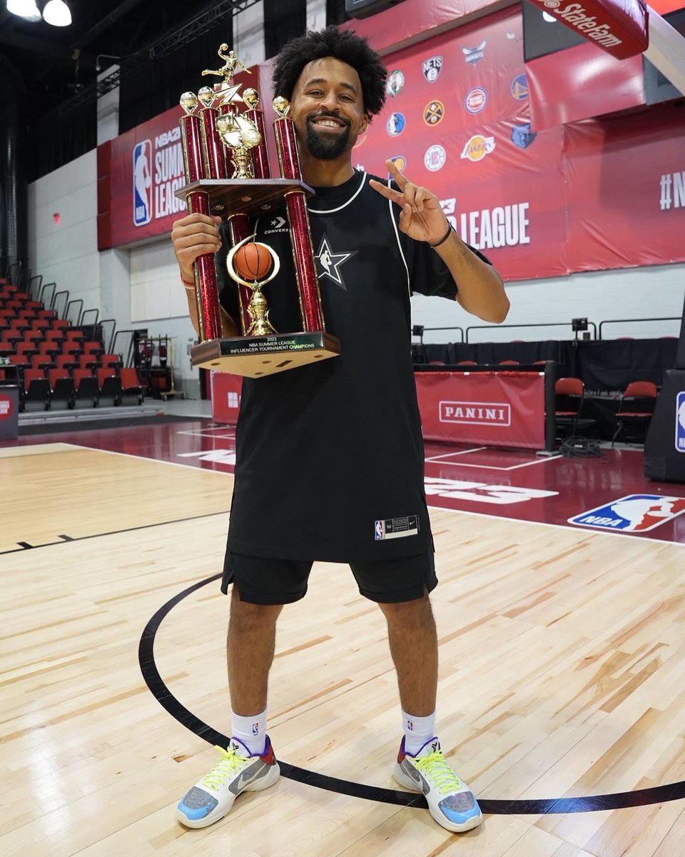 MarcelasHoward's tweet photo. That hardware look nice don’t it?! #TeamUndrafted #MVP https://t.co/v71J3WkB6p