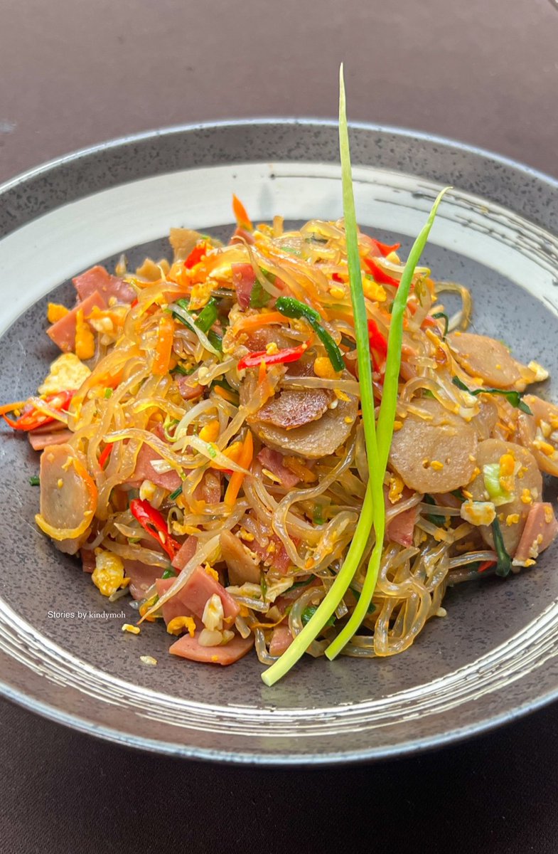 kindymoh's tweet photo. Stir Fry Shirataki Noodle 💯
Resep simple enak teruji umami, dijamin nagih! #masakhariini 🙌
 
👇🏻RESEP DIBAWAH👇🏻 https://t.co/SJ7n3v5T7a