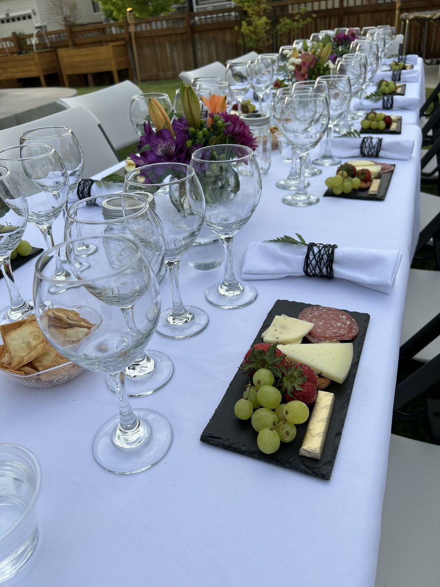 ExploreTheGrape's tweet photo. Held a wine tasting get together for some friends a couple of weeks ago. Wonderful evening! #explorethegrape #winelover https://t.co/RJtB5g80lc
