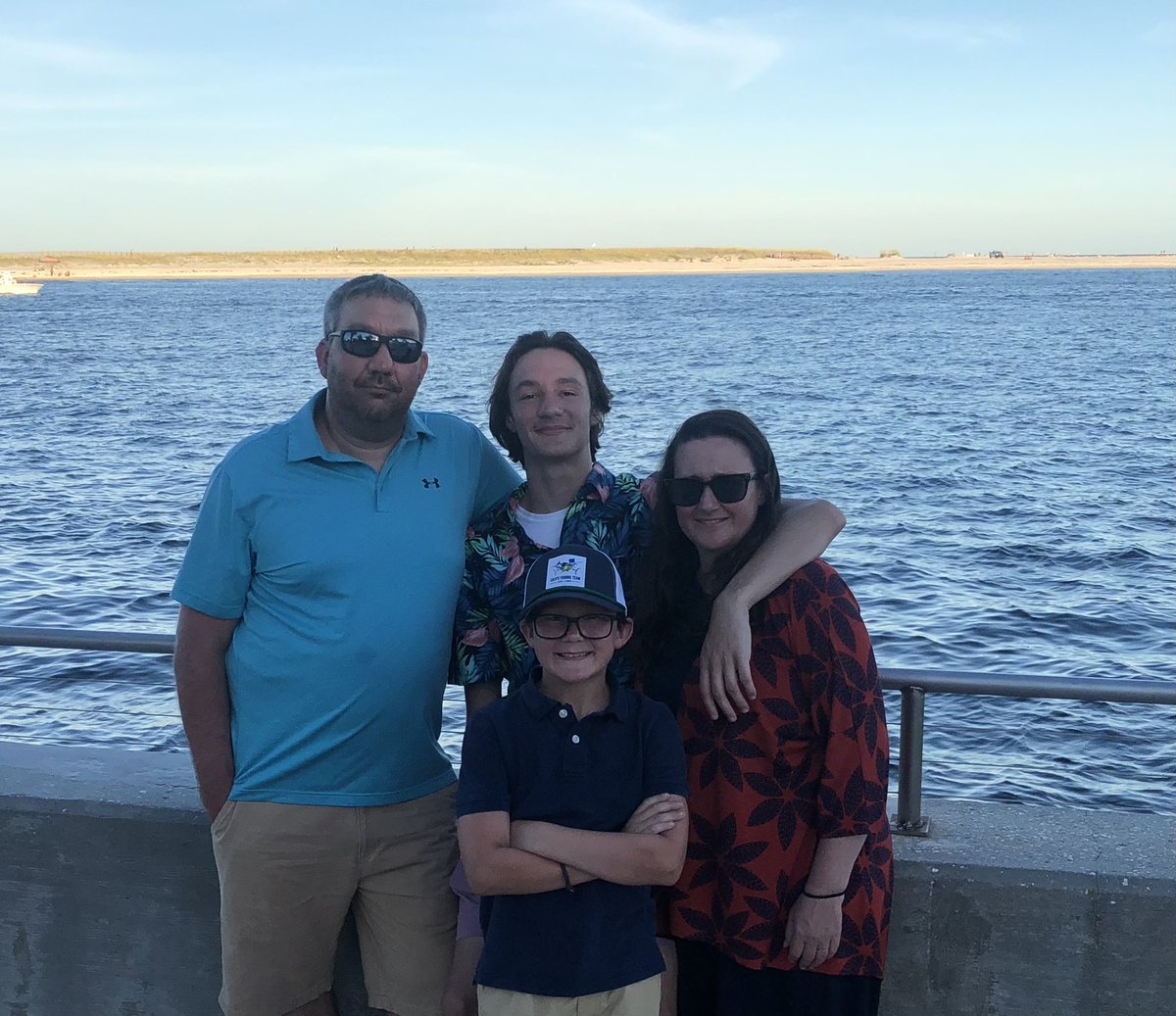 CoachMasters55's tweet photo. The fam…Team Masters in our favorite place! Love this crew unconditionally. #TeamMasters https://t.co/4CZCxBE9Jj