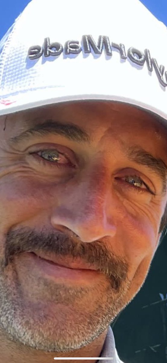 hntrbly's tweet photo. @itskatiebrown @AaronRodgers12 @PatMcAfeeShow @BostonConnr @OfficialAJHawk @PFTCommenter highest man on any calculable plane of existence https://t.co/O7QP50RoTx