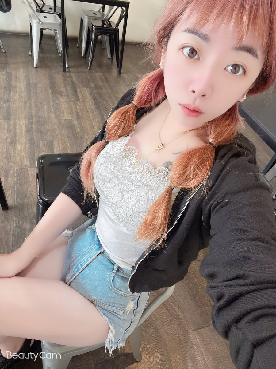 終於可以自在的吃早餐舒服😌 雖然還是會喘 但會越來越好的 https://t.co/4g2VMMFb7K