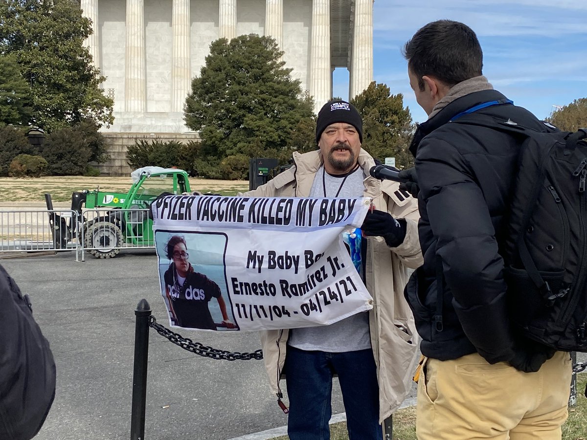 carolina_bonita's tweet image. Our first counter #billboards are out for @JrsGuardianV, the second one here claims that the jabs keeps you strong, our billboards are the reality of this #inoculation! Keep it away from little ones! 5million adverse reaction thousands of ignored #deaths.