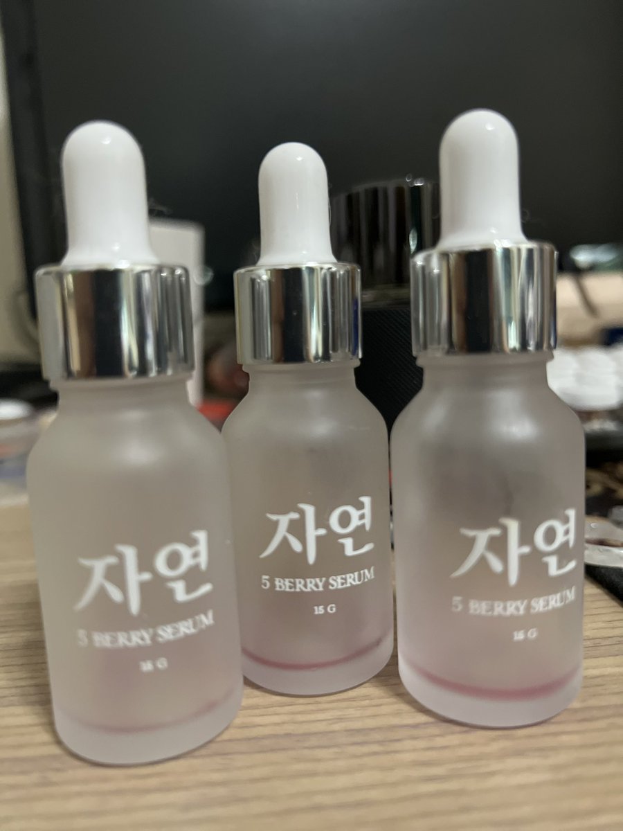 Valerie_SH18's tweet photo. 好用一直用,不知不覺來到第三罐,沒用過的可以try try👌
I recommend you to try it🥰
@jayeonserum #jayeon https://t.co/7Y1SEAx1sm