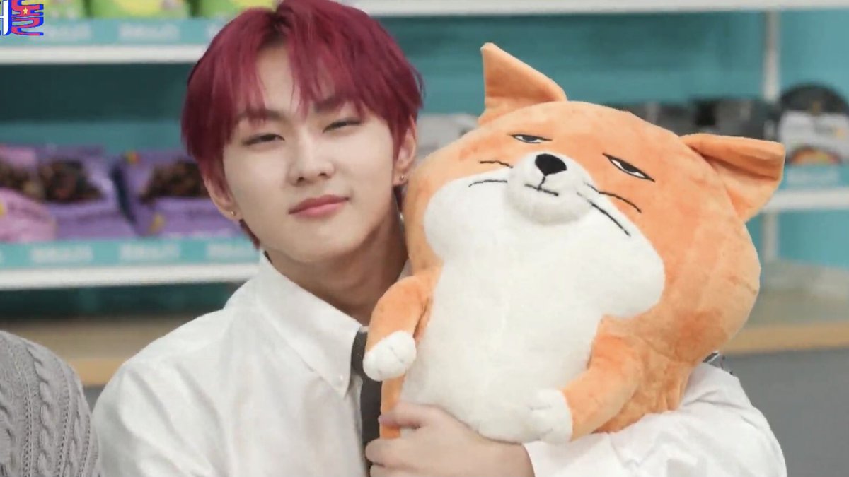 he’s the most adorable #jungwon