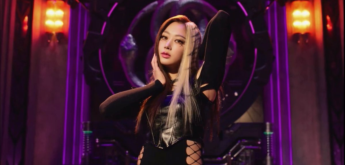 giselle loops tweet media