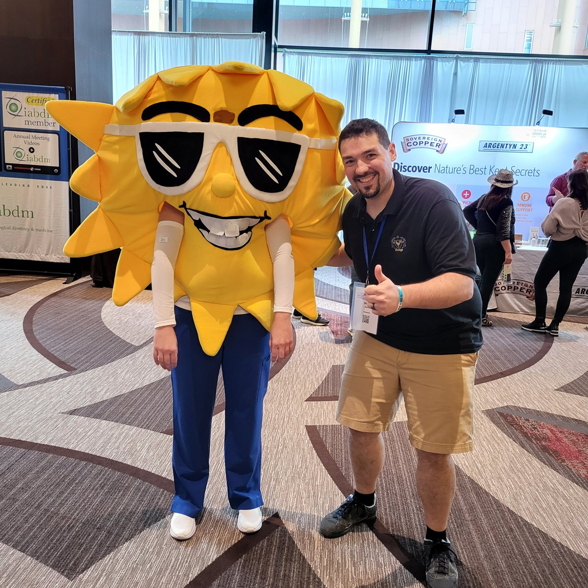 hahnfilms's tweet photo. Hahn Films is at @DentalFestival_ in Nashville! Day 1 &amp; 2 have been a BLAST! Good food, great info, and #contentcreation coming your way! 🎥 https://t.co/BjDzaBt3eC