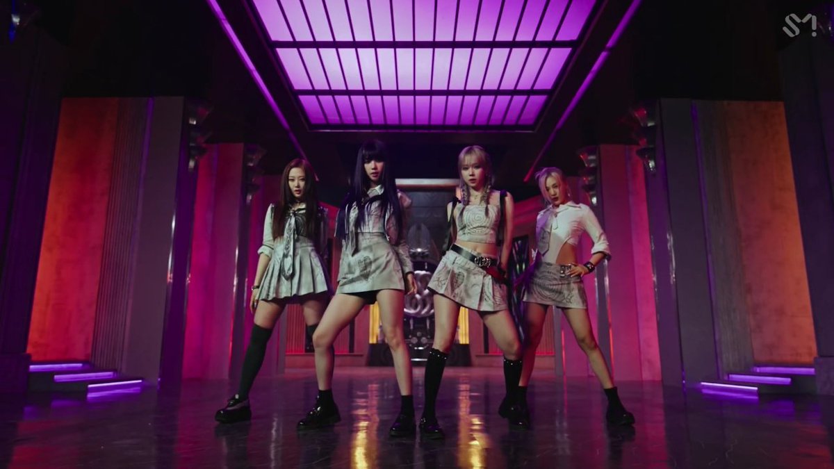 npomvtt's tweet photo. SAIU! aespa faz um seu retorno com a faixa "Girls".

Confira:https://t.co/82rxuexadN

AESPA GIRLS OUT NOW  
#WeThemGirlsAESPA
#에스파_Girls_오늘1PM 
#aespa_Girls https://t.co/xA80g2vEe4