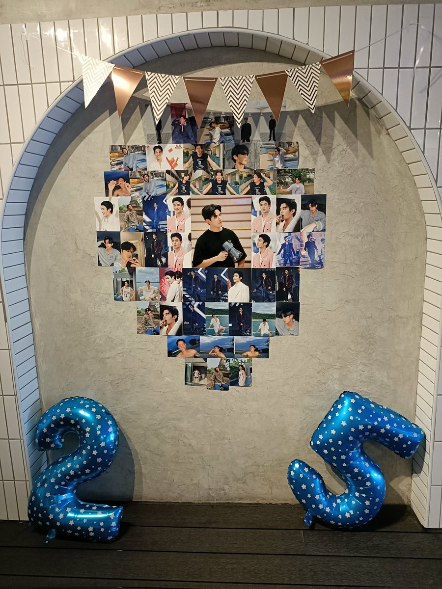 fern_ferniie's tweet photo. เริ่มแล้ววันนี้วันแรกกับ
" Mini Gallery " @netsiraphop 
  
⏰ 9.30-17.30น.
📍Arch Cafe

มากันเยอะๆนะคะ
#NetPartyBDCafe
#netsiraphop https://t.co/F0CmDJcymw