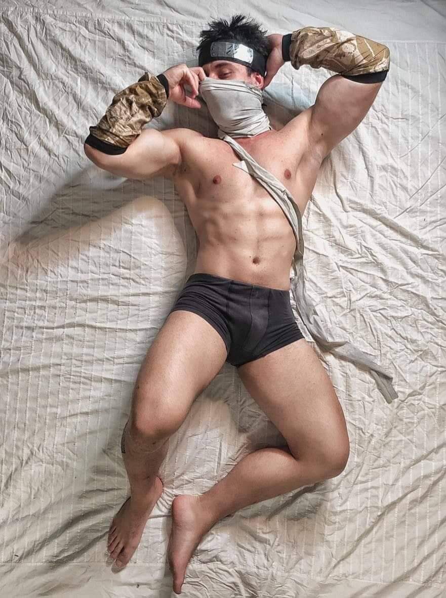 fauxtega's tweet photo. okay lang ma-late dati sa school basta makanood lang ng naruto https://t.co/SjS46YKu1N