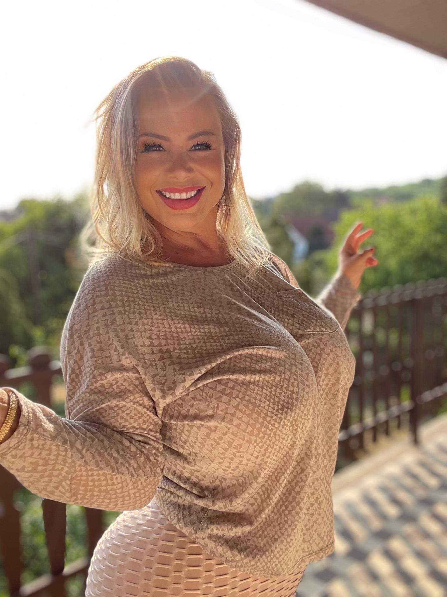 Confidenceinmybody on Twitter: quot Pls retweet🎀 https://t co/dRw2kHI4lT