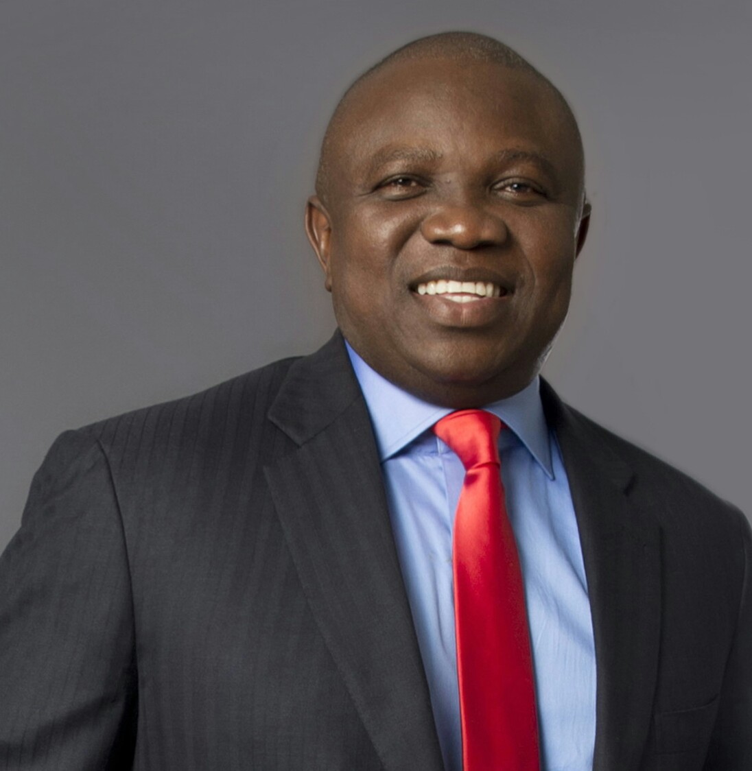DRMALU1's tweet photo. Welcome Ambode to Labour Party as governorship candidate,  Lagos state https://t.co/mfivZcQfmm