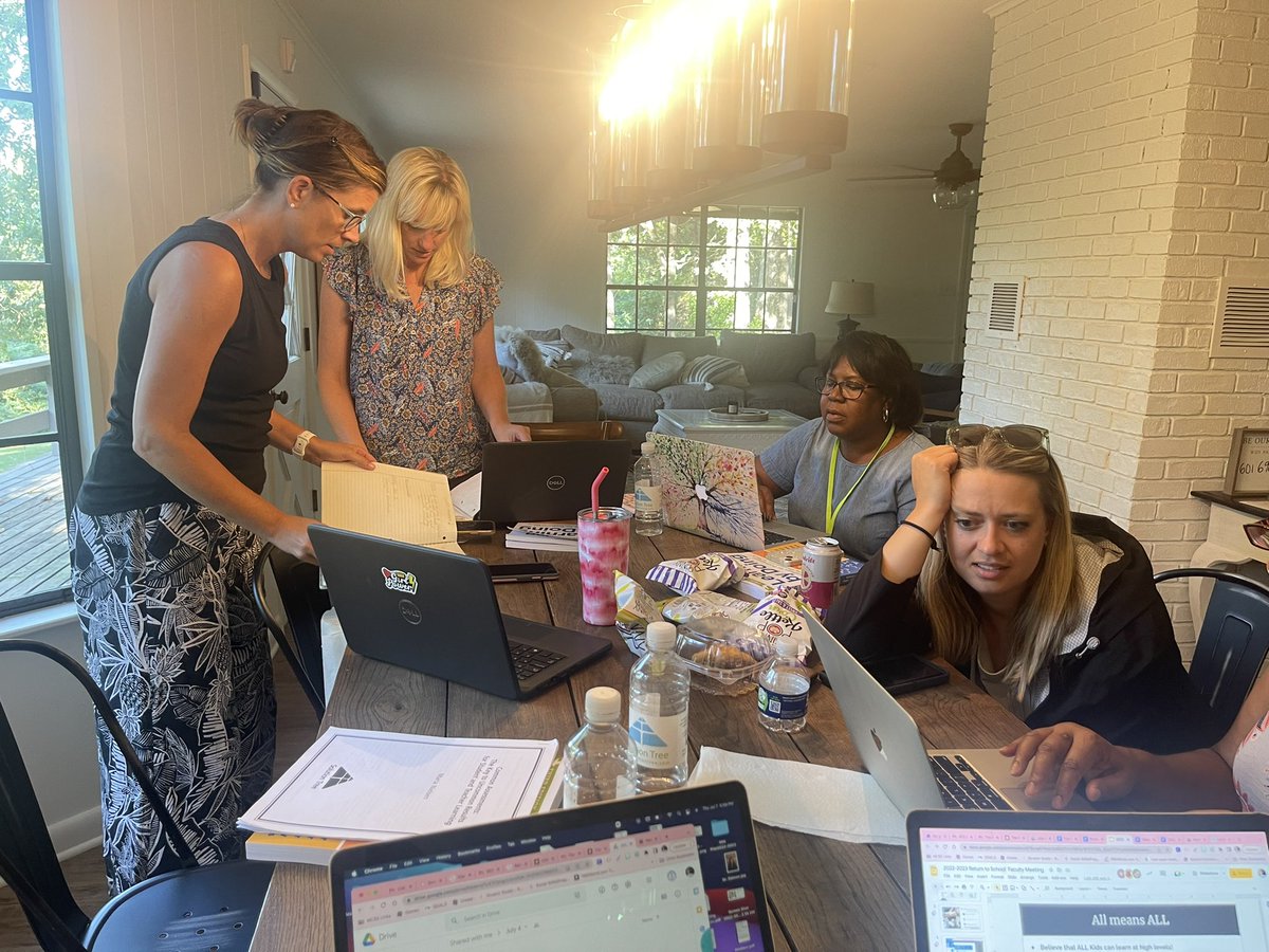 triumphant04's tweet photo. Taking a deeper dive into the PLC process! Collaboration at its BEST!!!
#AllMeansAll
#knowingyourwhy https://t.co/8Mp3uQ6Bqs