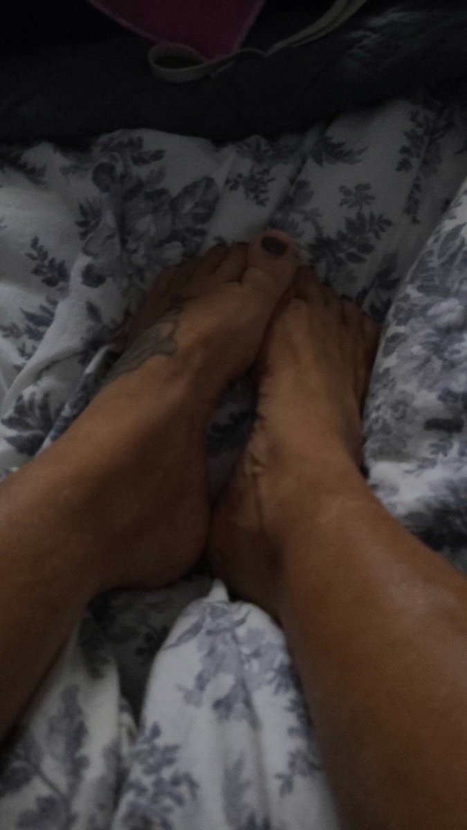 tinytoesblonde's tweet photo. Come on over to OF for my content!👣😋 
https://t.co/k2Htqt3AXX https://t.co/xs0baENWB9