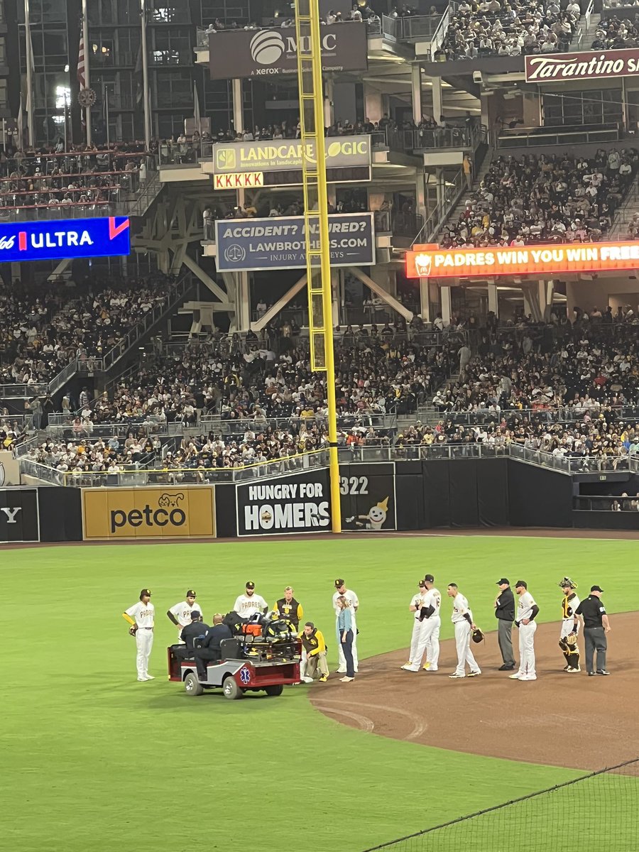 ursuherrera95's tweet photo. @Padres 🙏🏻 https://t.co/1x6DNw3DFV