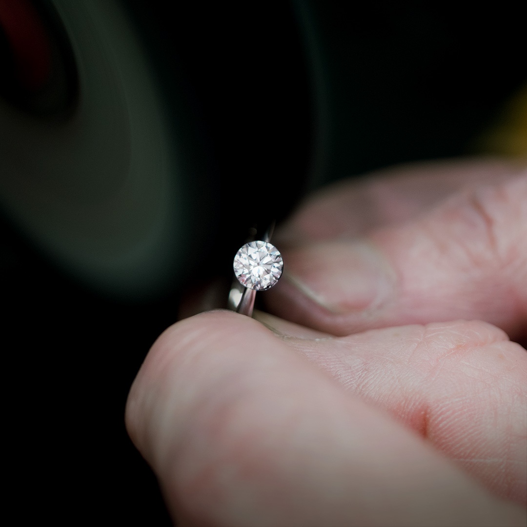 Village Goldsmith tweet media