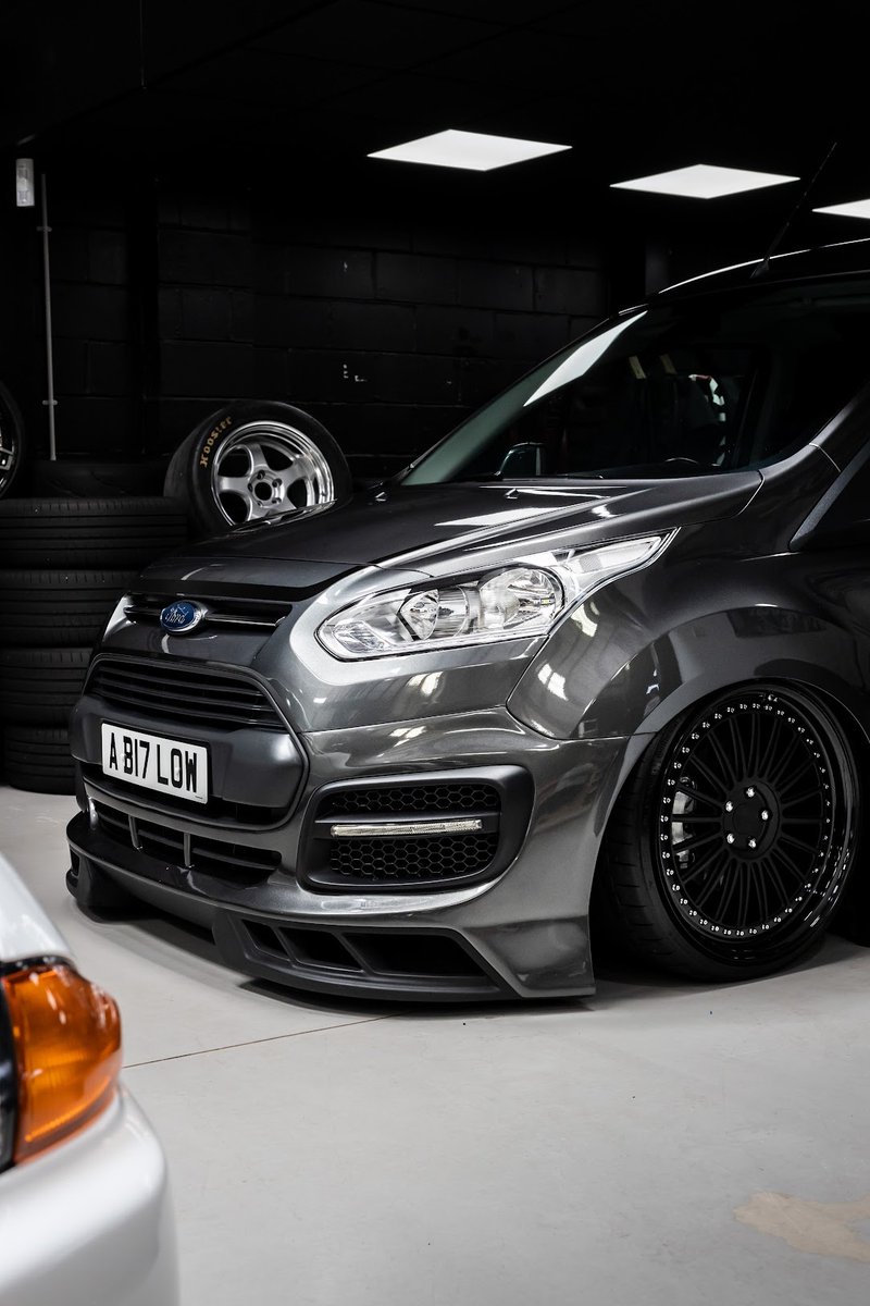 AutoFinesse's tweet photo. Who says vans have to be boring?

#Ford #MSRT #Stance #Rotiform #Trasit #Van #AutoFinesse https://t.co/bnHFvtjXBG