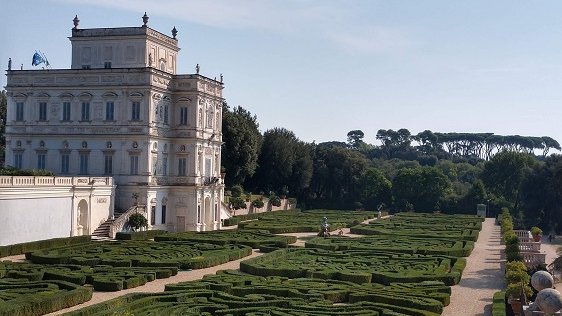 SonoitaliaInfo's tweet photo. #Latium: der #Stadtpark #Pamphilj in #Rom 👉https://t.co/1O7wSRjWke @Turismoromaweb @CiaoNico @visit_lazio https://t.co/Y4unMFH1AE