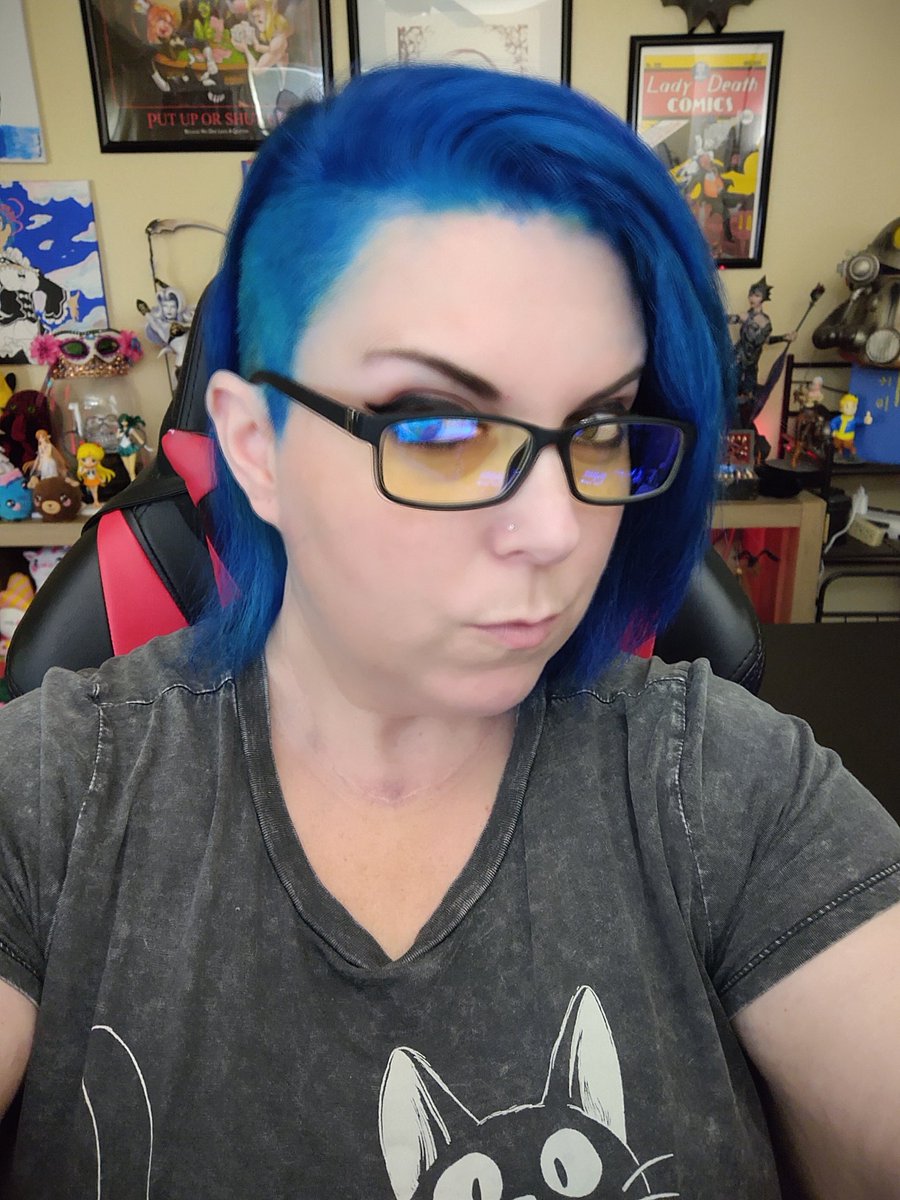 Deadite Girl tweet media