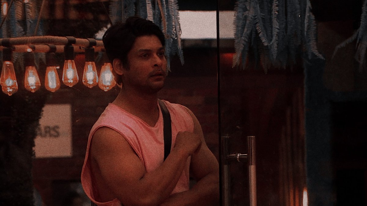 sidxaesthetic's tweet photo. His smile 🫶🏻
.
.
#SidharthShukla//@sidharth_shukla https://t.co/b7cHV2oQQC