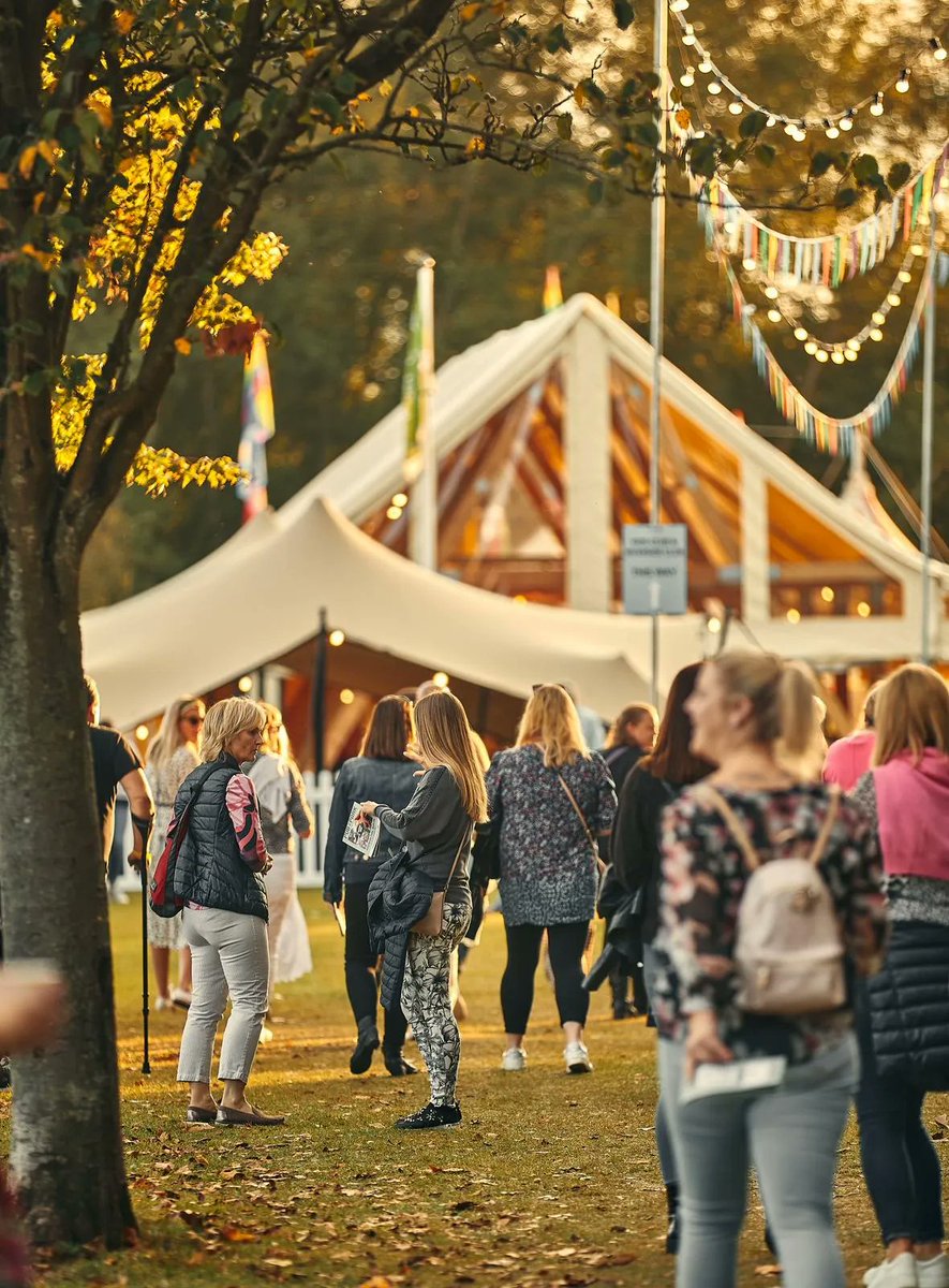 Visit Tunbridge Wells is celebrating local at Pub in the Park

The Visit Tunbridge Wells team, Council colleagues, and <a href="/rtwtogether/">Royal Tunbridge Wells Together</a> are attending Pub in the Park this weekend (8-10 July 2022) with a stand to support our local businesses. 

buff.ly/3ynrnu9

#TunbridgeWells