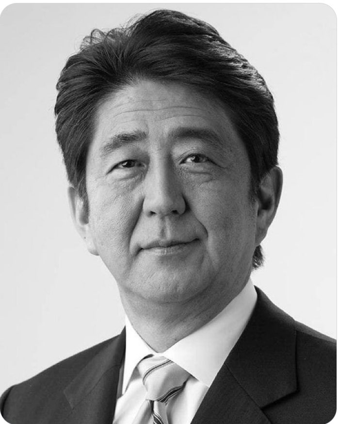 Siddeed8's tweet photo. My thoughts and prayers are with the family, friends and the entire Japanese people who've just lost their former PM @AbeShinzo who has been assassinated by a man with a reportedly homemade gun while making election campaign speech in the city of Nara.
#RIPSA
#Japan | #ShinzoAbe https://t.co/eyJXOu9884