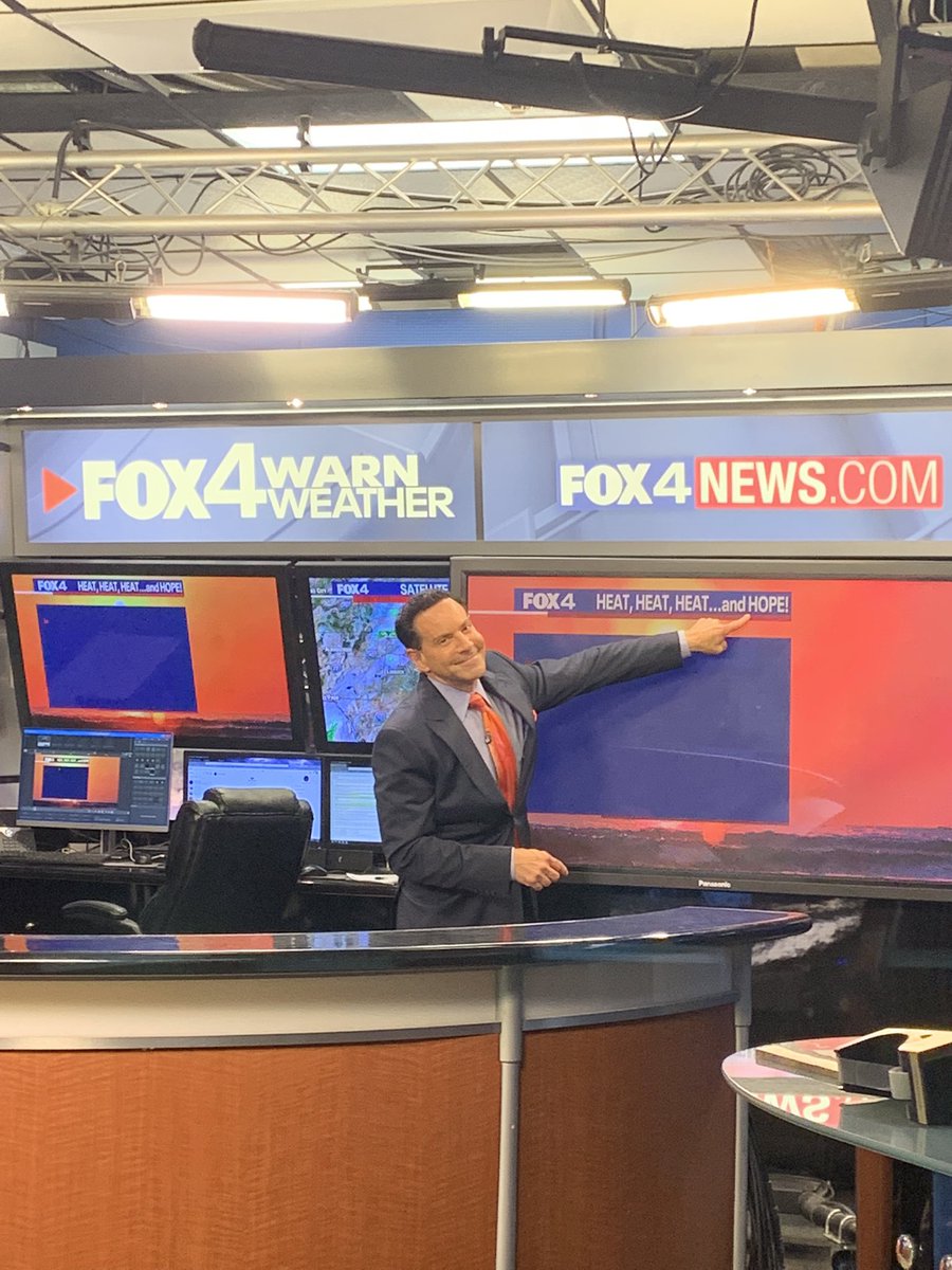 HopeBeitchman's tweet photo. Check it out, @EvanAndrewsFox4's forecast is all about me today! ... and it's supposed to be hot or something? 💁🏻‍♀️ He has details all morning long on @GoodDayFox4 https://t.co/4OhSe8rWCT