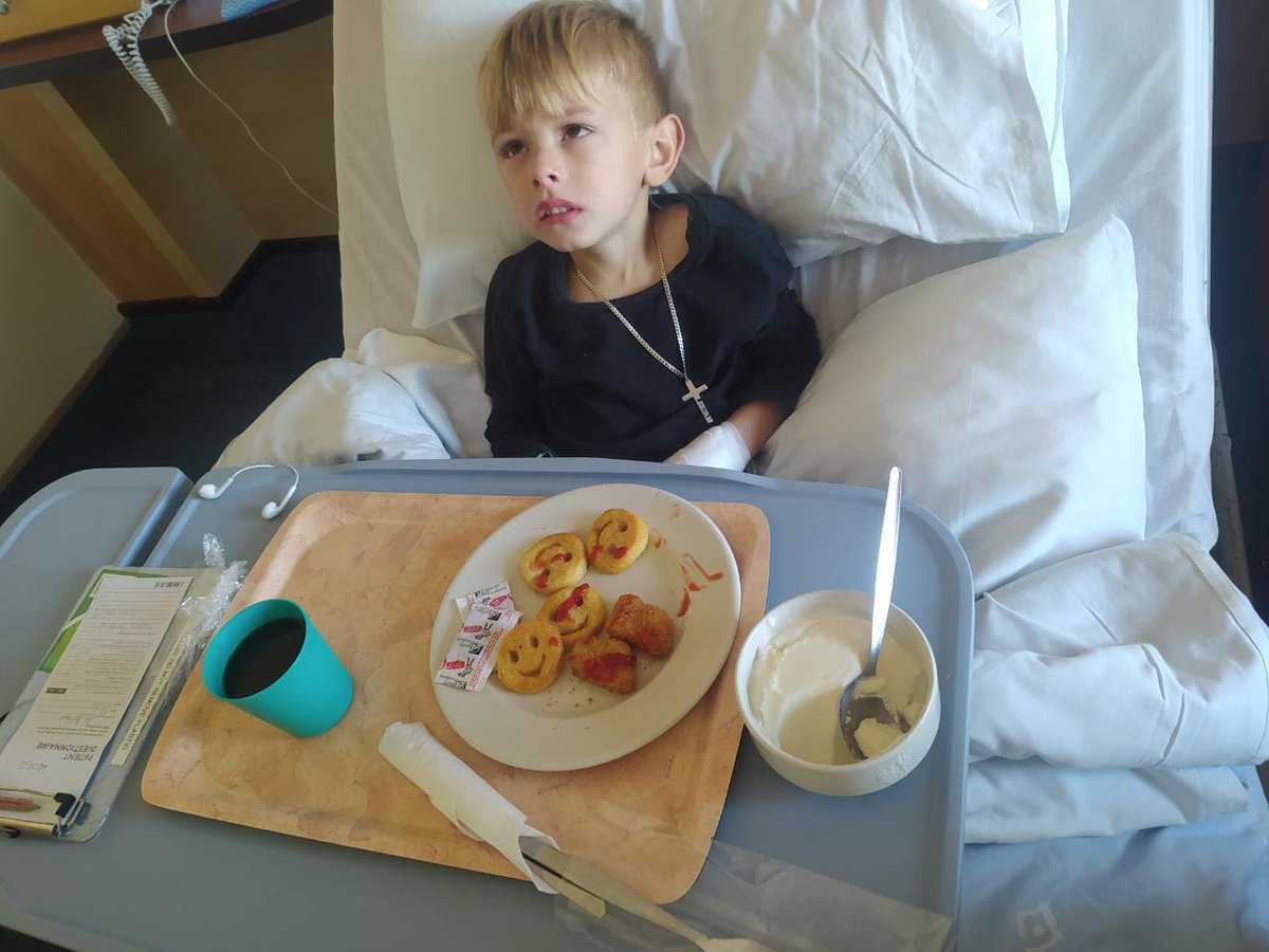 vdm_vicks's tweet photo. Justin (grandson) already awake &amp; eating after his surgery, he's all good 👍 &amp; will be enjoying his sports tomorrow #SpringboksvsWales &amp; @F1 @MercedesAMGF1 on Sunday 🏉🏁💙💛 https://t.co/nOAGAsmjWU