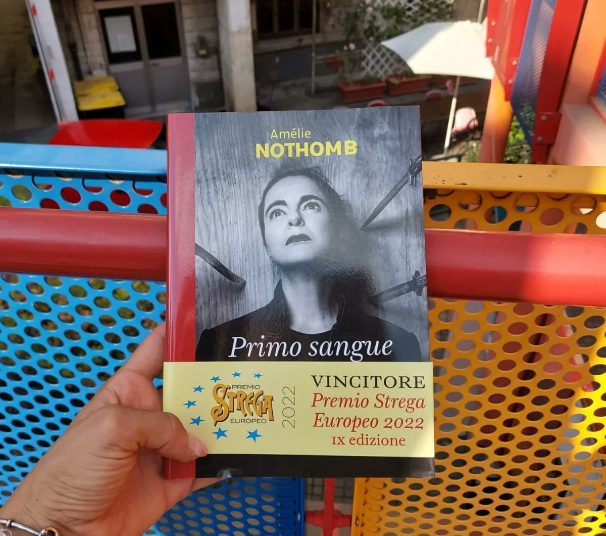 dynamis_aps's tweet image. Il primo gruppo di lettura del BookLabOFF dedicato a 'Primo sangue' di Amélie Nothomb è stato un momento di scambio prezioso! 🔥

Ci vediamo per il prossimo gruppo il 21 luglio, sempre nello spazio del coloratissimo @lombroso16!

#BookLab
#BookLabOFF
#PremioStregaEuropeo2022