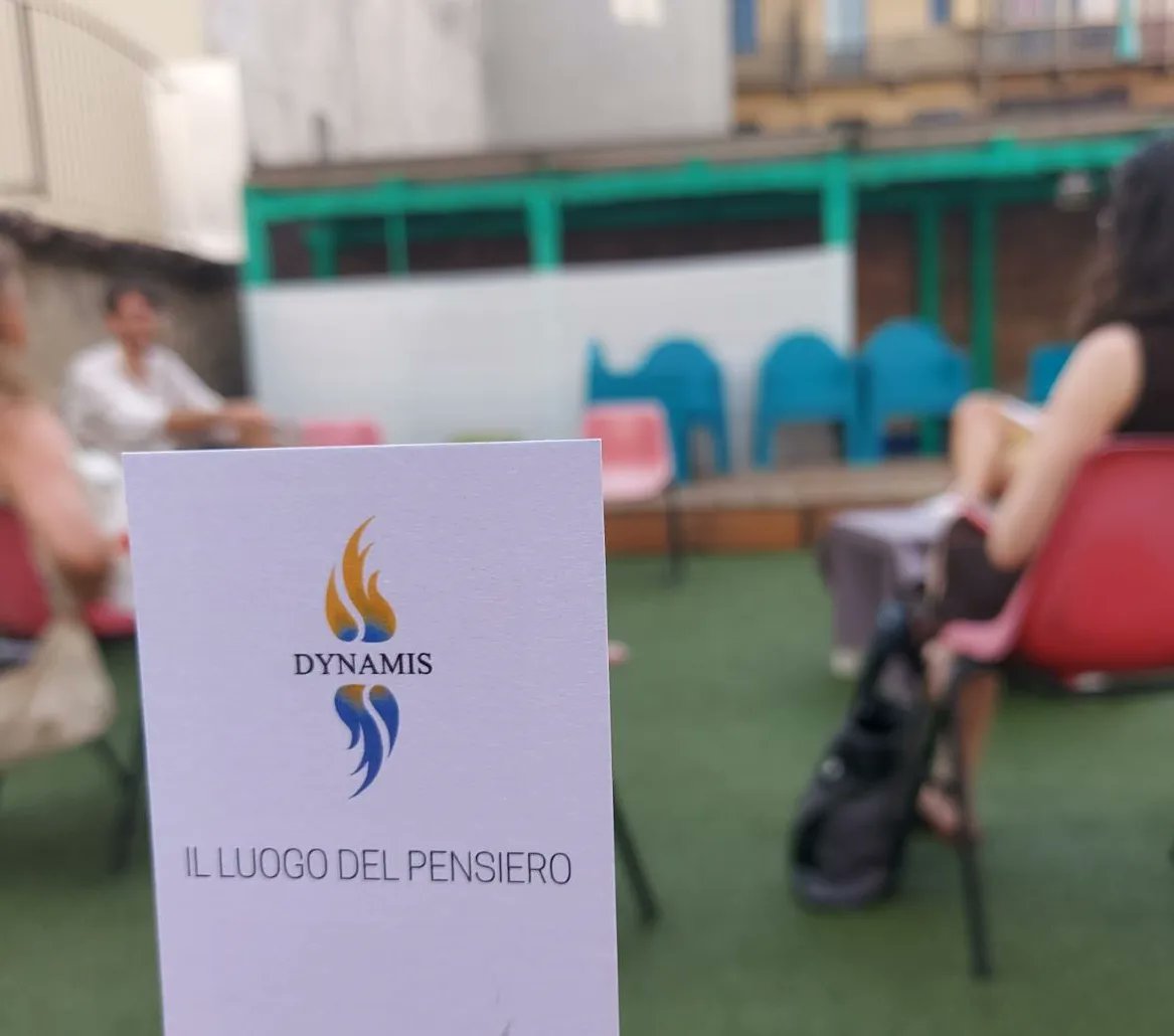 dynamis_aps's tweet image. Il primo gruppo di lettura del BookLabOFF dedicato a 'Primo sangue' di Amélie Nothomb è stato un momento di scambio prezioso! 🔥

Ci vediamo per il prossimo gruppo il 21 luglio, sempre nello spazio del coloratissimo @lombroso16!

#BookLab
#BookLabOFF
#PremioStregaEuropeo2022