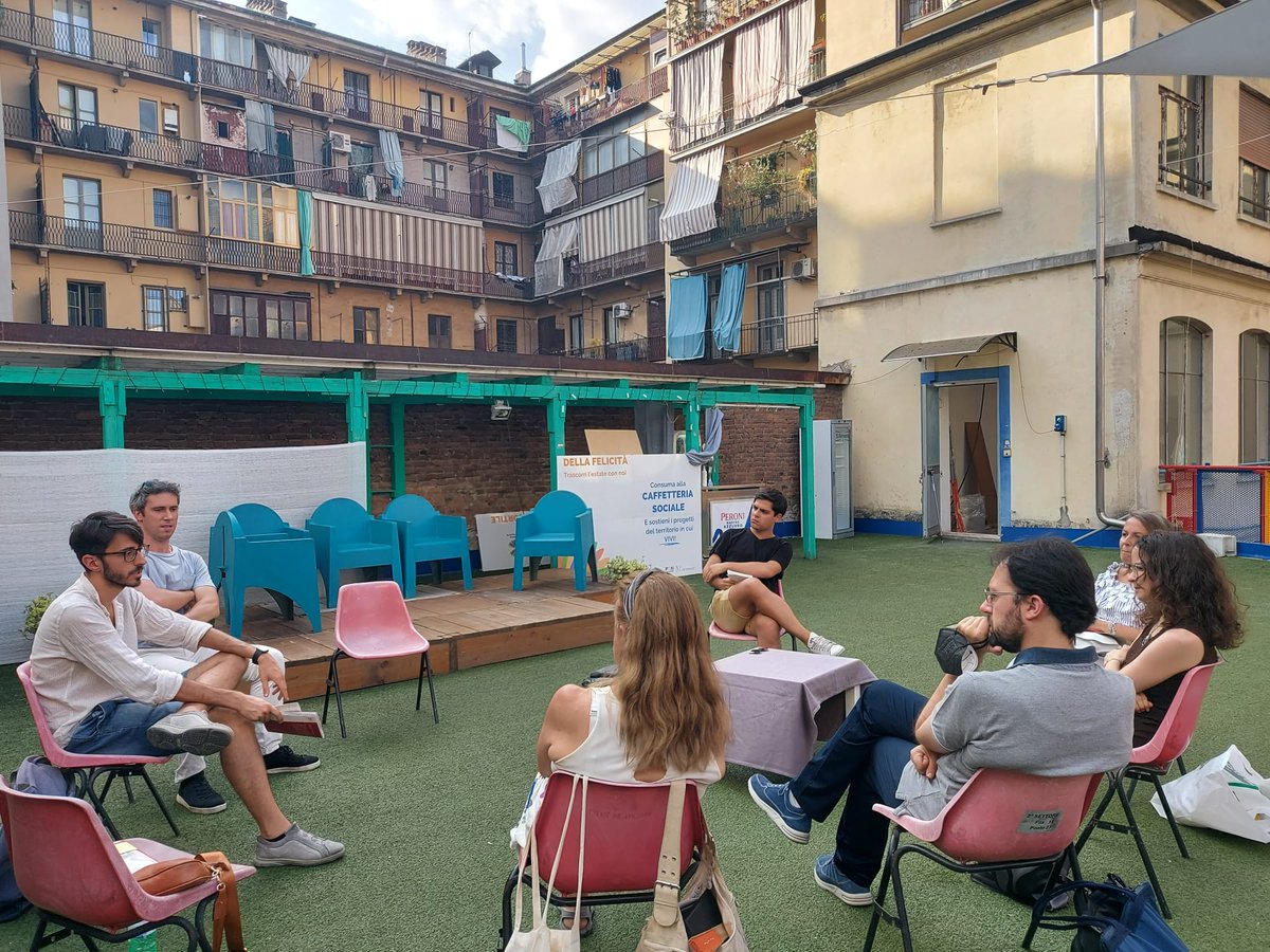 dynamis_aps's tweet image. Il primo gruppo di lettura del BookLabOFF dedicato a 'Primo sangue' di Amélie Nothomb è stato un momento di scambio prezioso! 🔥

Ci vediamo per il prossimo gruppo il 21 luglio, sempre nello spazio del coloratissimo @lombroso16!

#BookLab
#BookLabOFF
#PremioStregaEuropeo2022