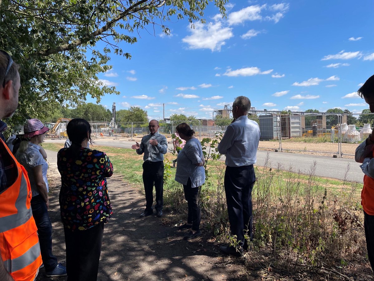 Yesterday our Board met in the Midlands.

They visited Lowdham Cocker Beck and saw the work that goes into maintaining flood protections after severe weather causes damage.

They also visited Calverton fish farm and saw England’s largest fish-pass under construction. #TeamEA